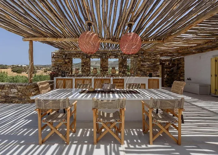 House Of Old Olive Tree Πάρος