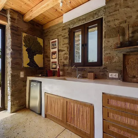 Villa House Of Old Olive Tree *