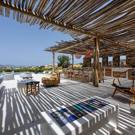 House Of Old Olive Tree * Parikia (Paros)