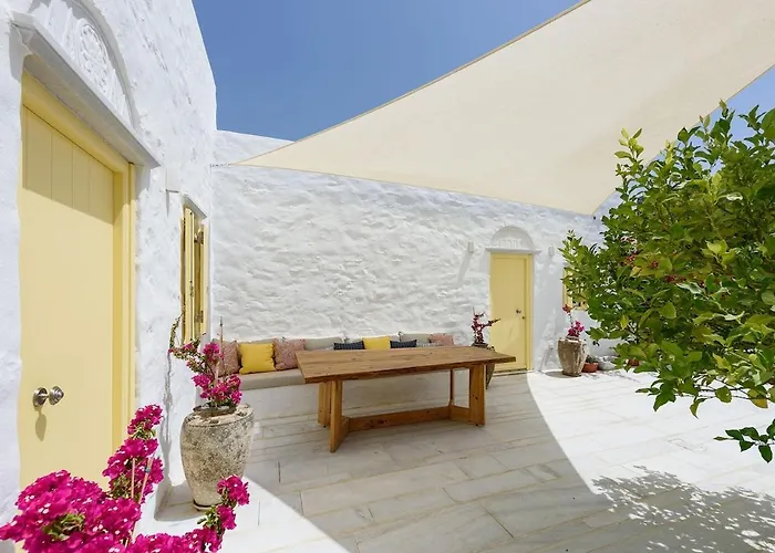 Vila House Of Old Olive Tree *